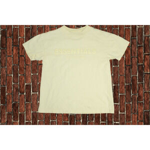 Fear of God Essentials T-Shirt Yellow Short Sleeve Logo Tee Size Small